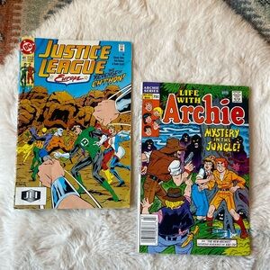 Vintage comics justice league Archie collectible